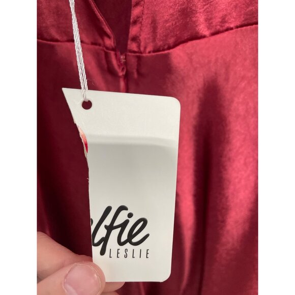 Selfie Leslie Thank Me Later Long Sleeve Open Back Dress Size Large Red Wine NEW - Picture 6 of 10